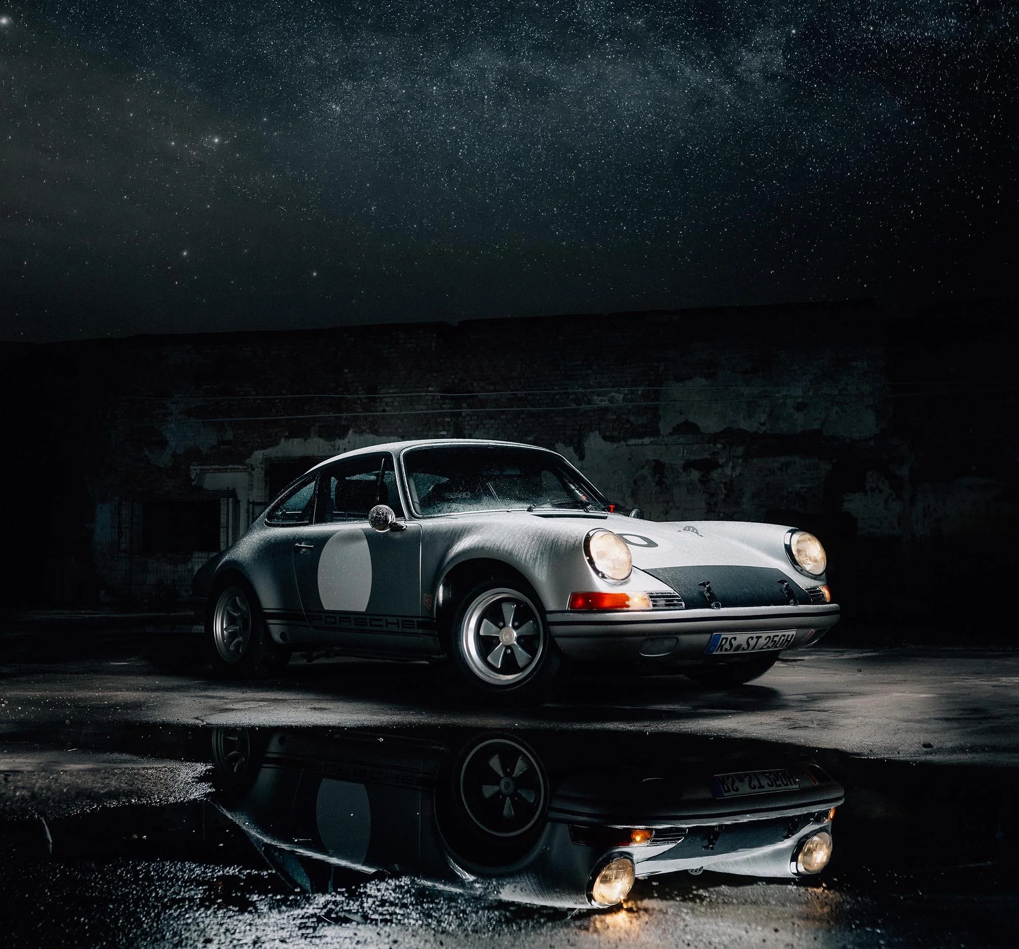 911 ST Moonlit — niklaskoppitsch